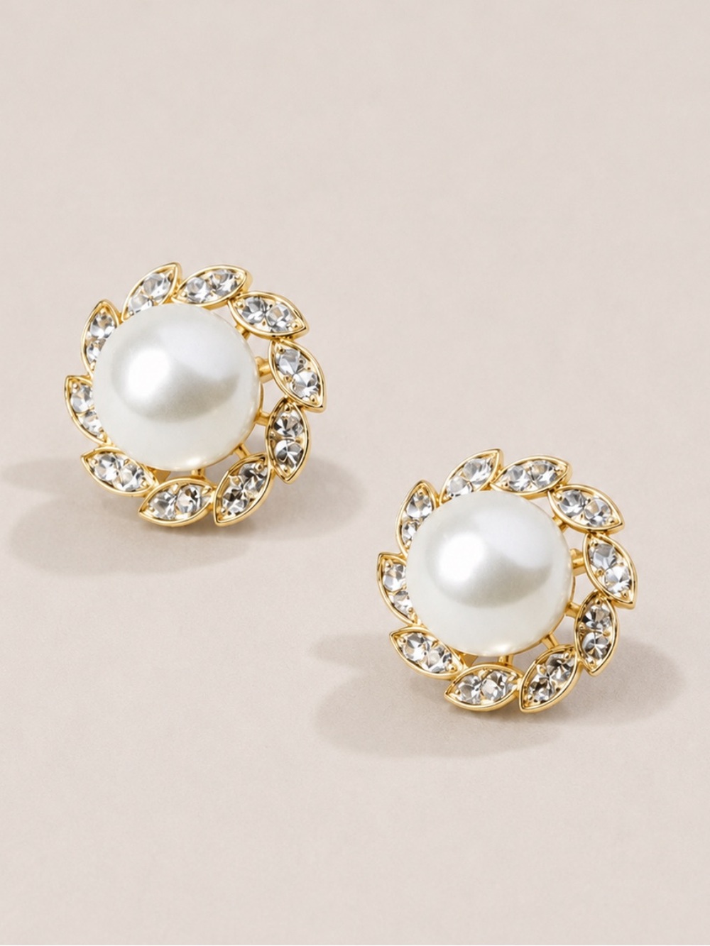 New! Gold Pearl Statement Earrings (1069) NWOT